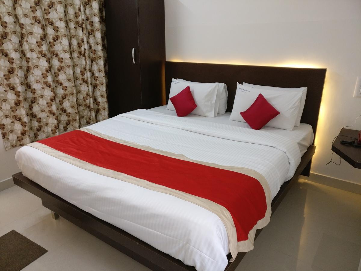 Hotel Raj Mahal Chikmagalūr Dış mekan fotoğraf